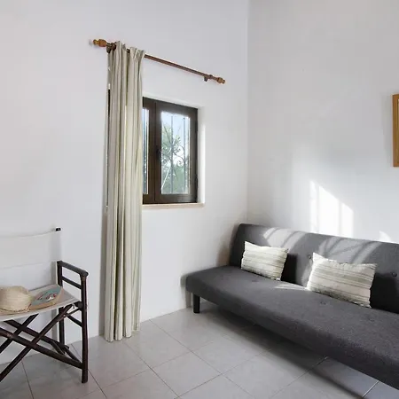Villa Cozy Traditional Small Cottage With Balcony - Casa 9 *